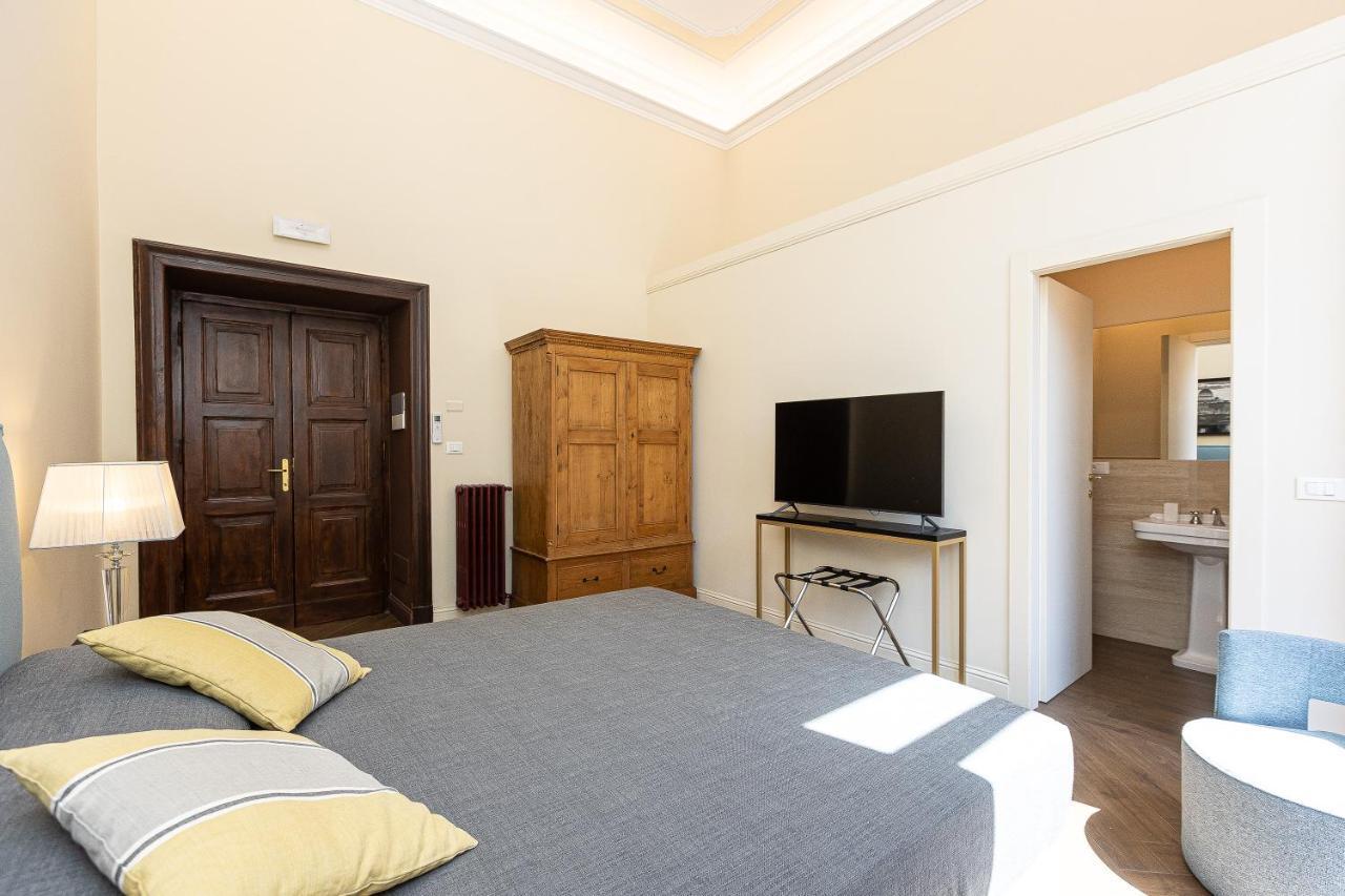Spa Apartment Via Barberini ローマ エクステリア 写真