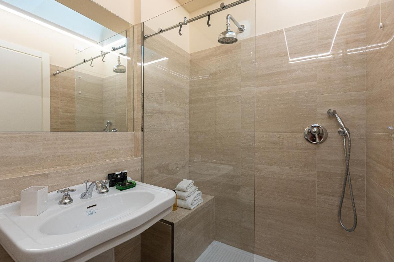 Spa Apartment Via Barberini ローマ エクステリア 写真