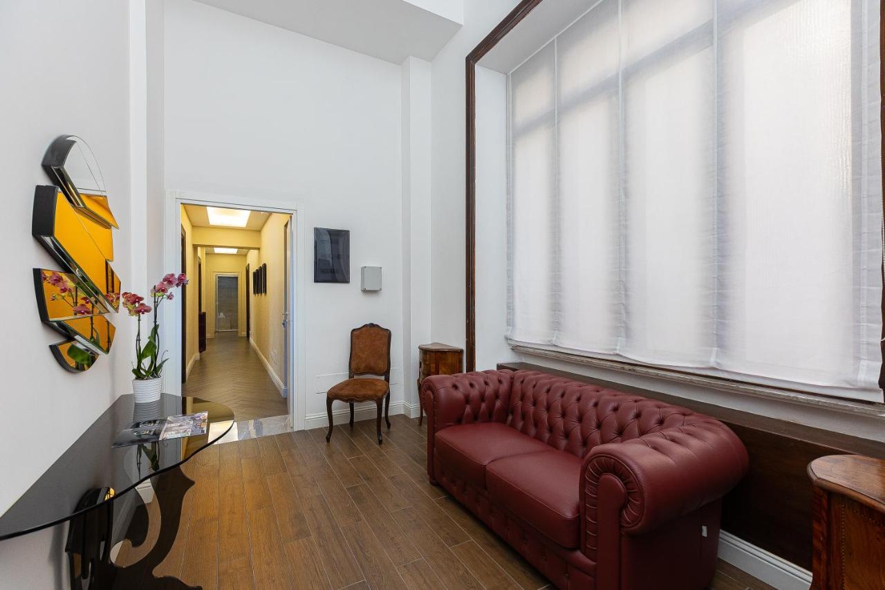Spa Apartment Via Barberini ローマ エクステリア 写真