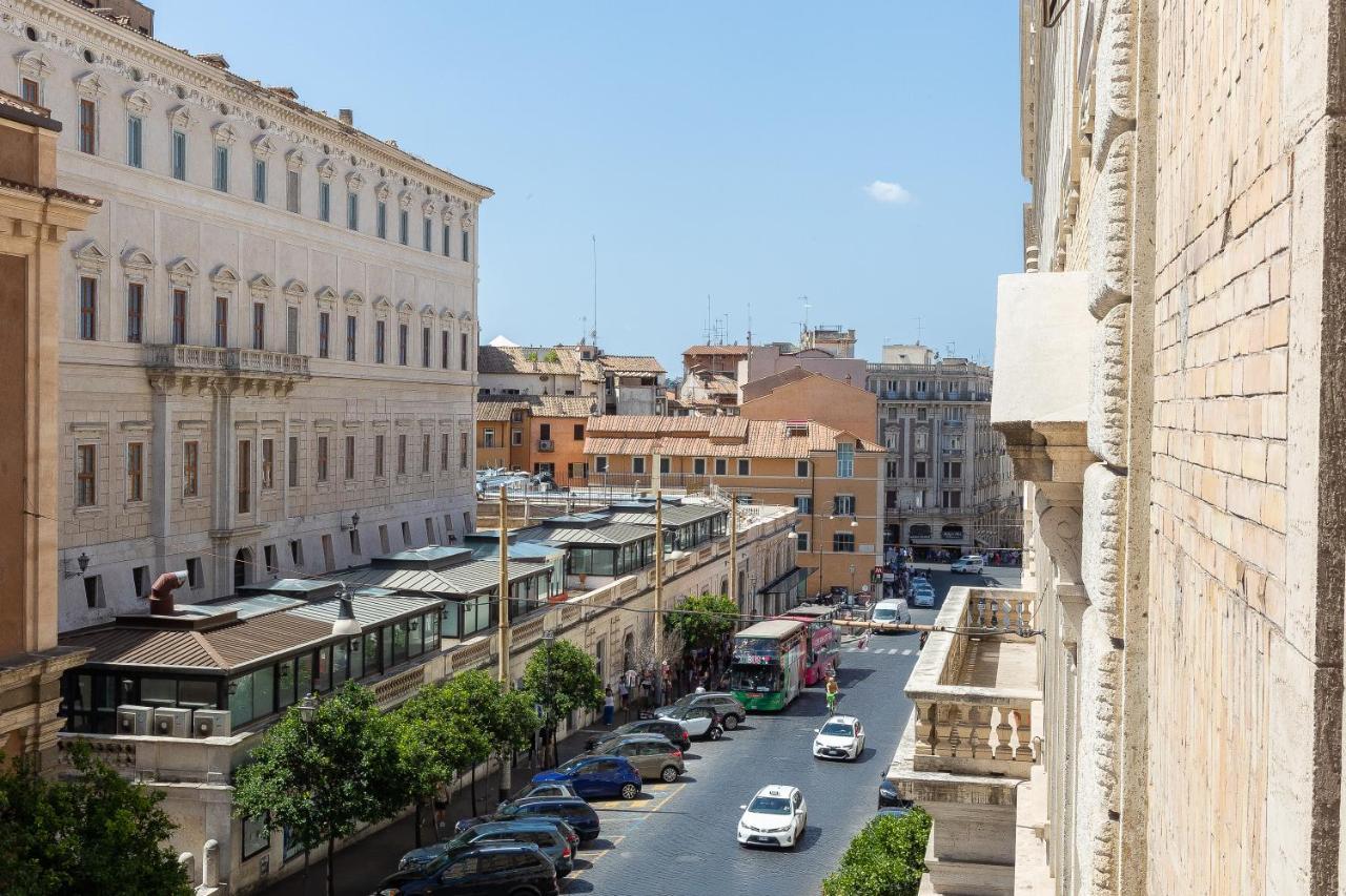 Spa Apartment Via Barberini ローマ エクステリア 写真