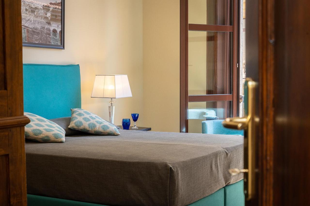 Spa Apartment Via Barberini ローマ エクステリア 写真