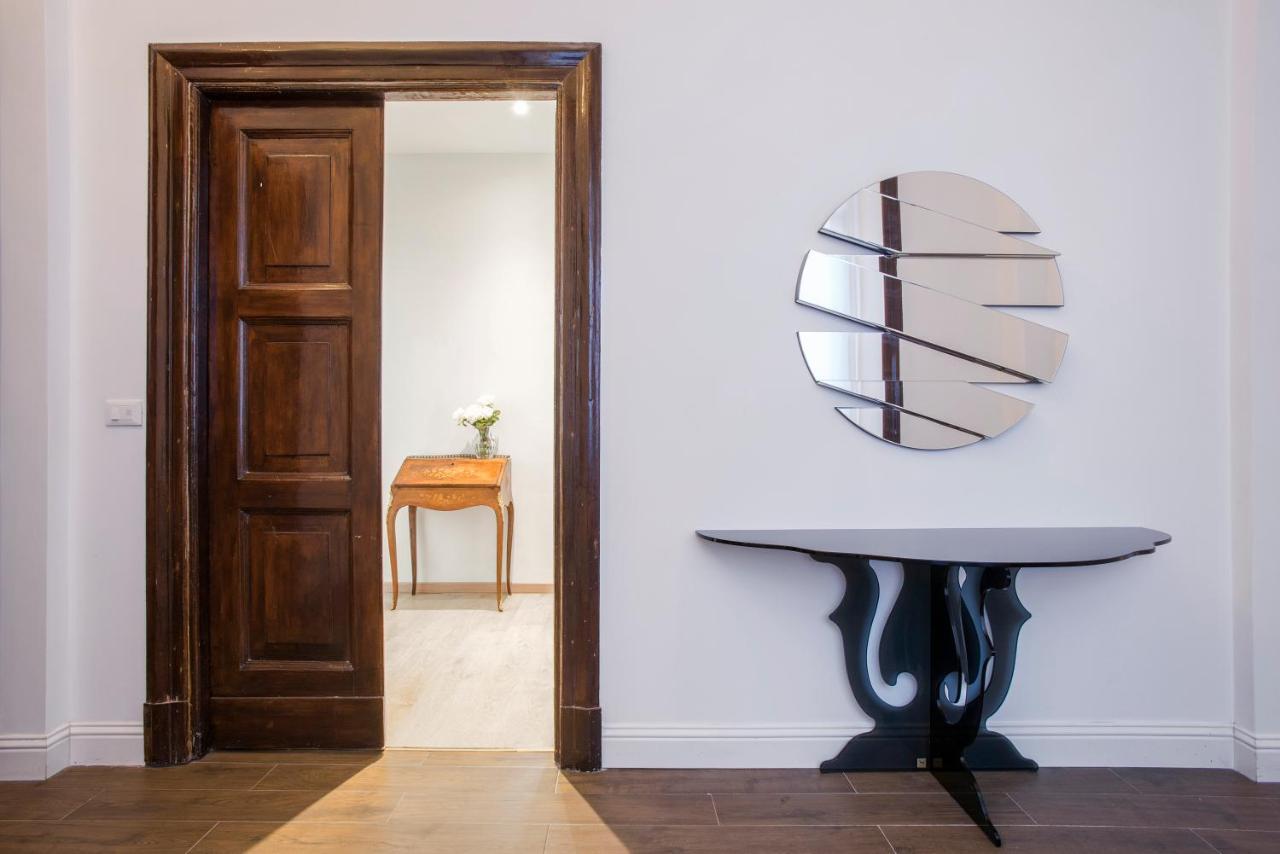 Spa Apartment Via Barberini ローマ エクステリア 写真